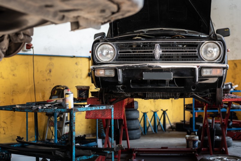 Officina meccanica